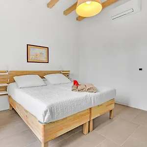 https://alessias-flat-naviglio-buccinasco.it-lombardy.com